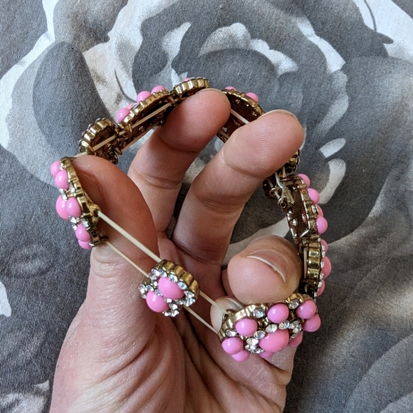 🌟3/$20🌟Statement Bracelet - Picture 4 of 4